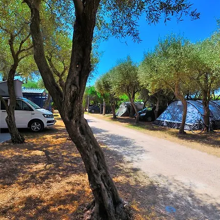 & Estanyet Kemping Les Cases d'Alcanar
