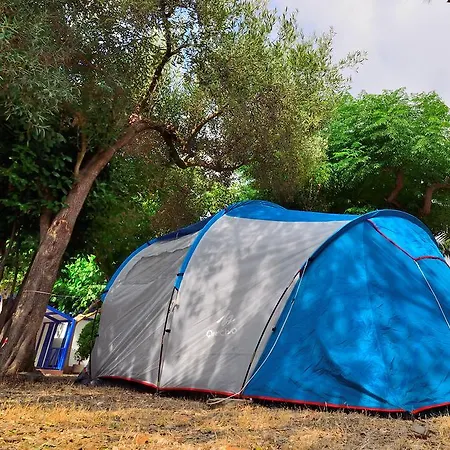 Camping & Estanyet Camping 2*